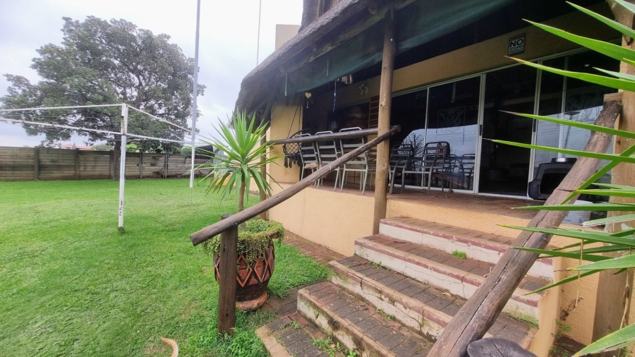 4 Bedroom Property for Sale in Deneysville Free State